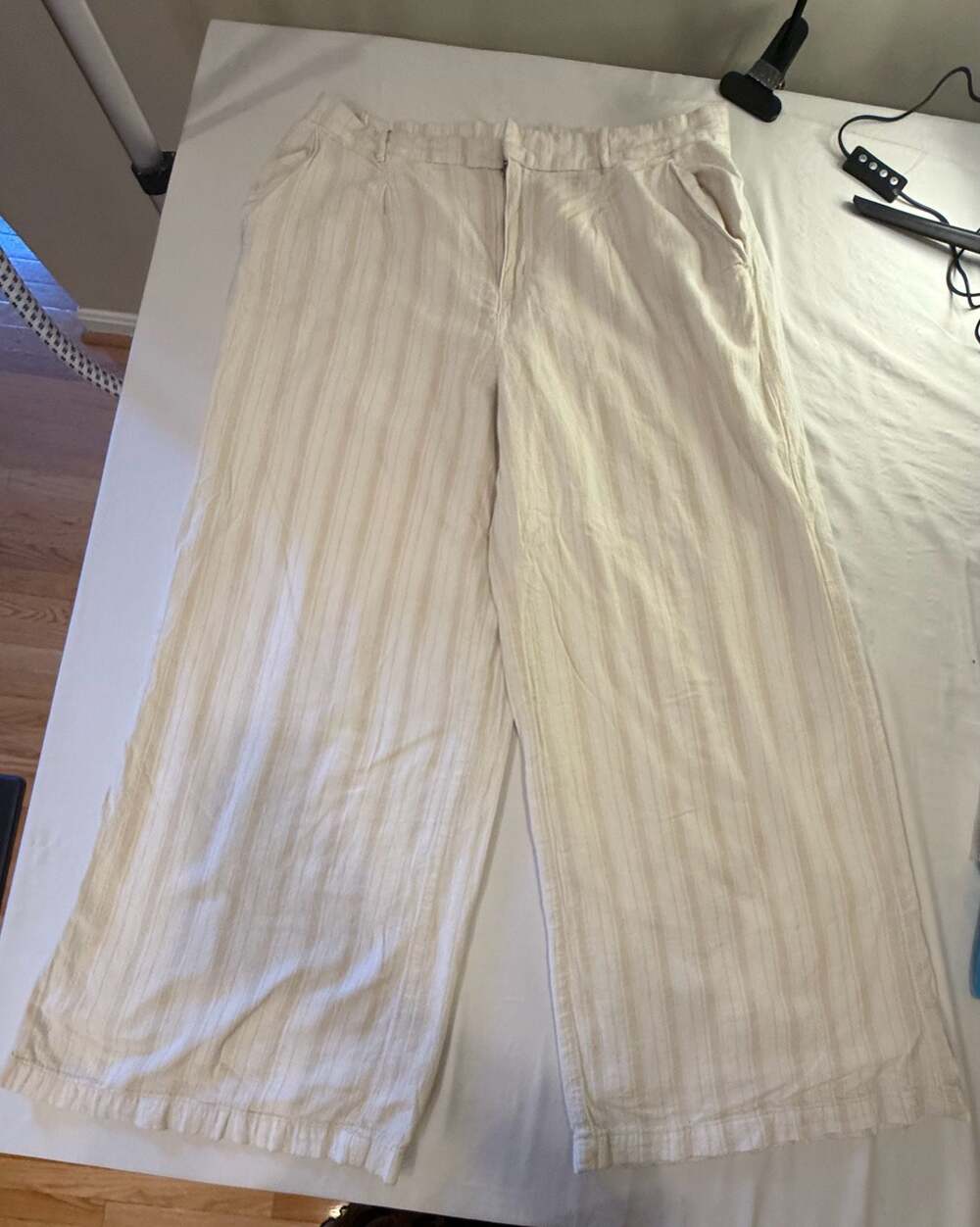 American Eagle Linen Blend High Waisted Trouser